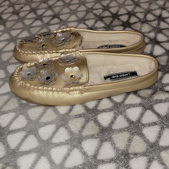 Lands End Faux Fur Lined Loafer Slip On Metallic Snowflake Slipper Shoes Size 7 - Picture 2 of 12